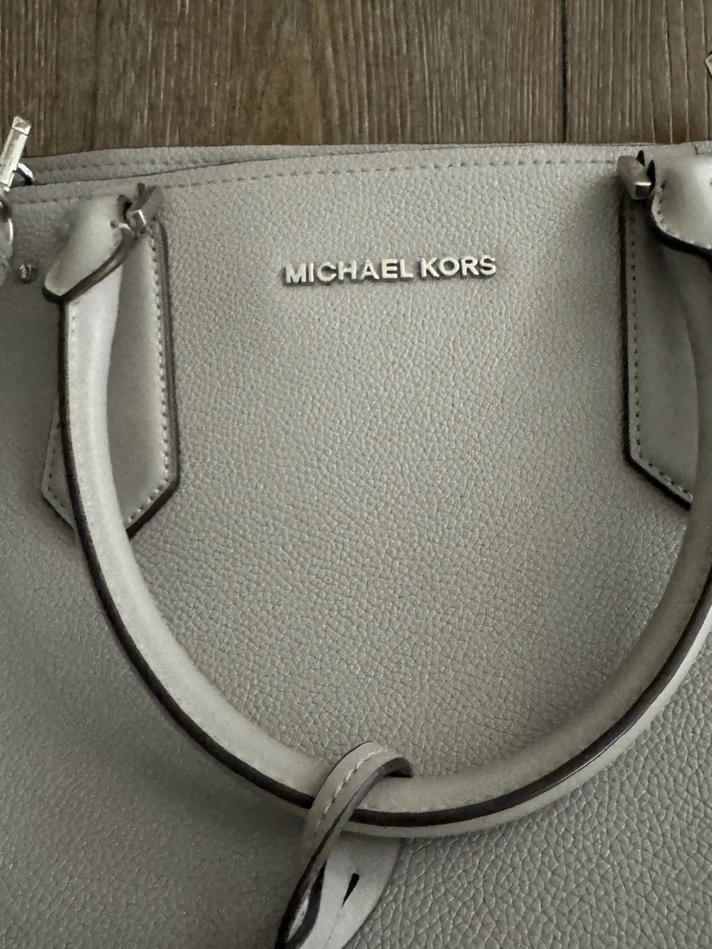 MICHAEL KORS Light Gray Pebbled Leather Satchel